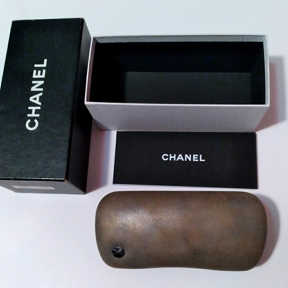 Chanel authentic sunglasses never worn